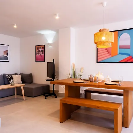 Apartment Bright With Views 3 Bedrooms 2 Bathrooms *