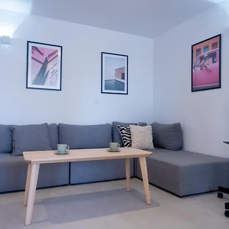 Bright With Views 3 Bedrooms 2 Bathrooms Apartment Malaga
