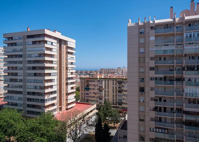 Bright With Views 3 Bedrooms 2 Bathrooms