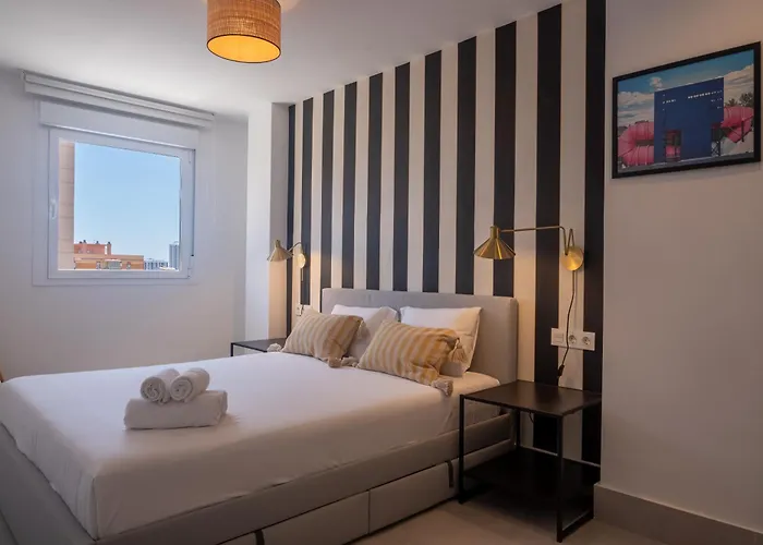 Bright With Views 3 Bedrooms 2 Bathrooms Málaga