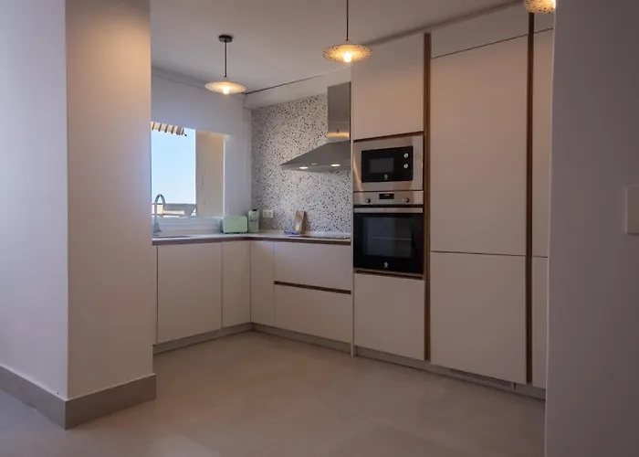 Appartement Bright With Views 3 Bedrooms 2 Bathrooms *